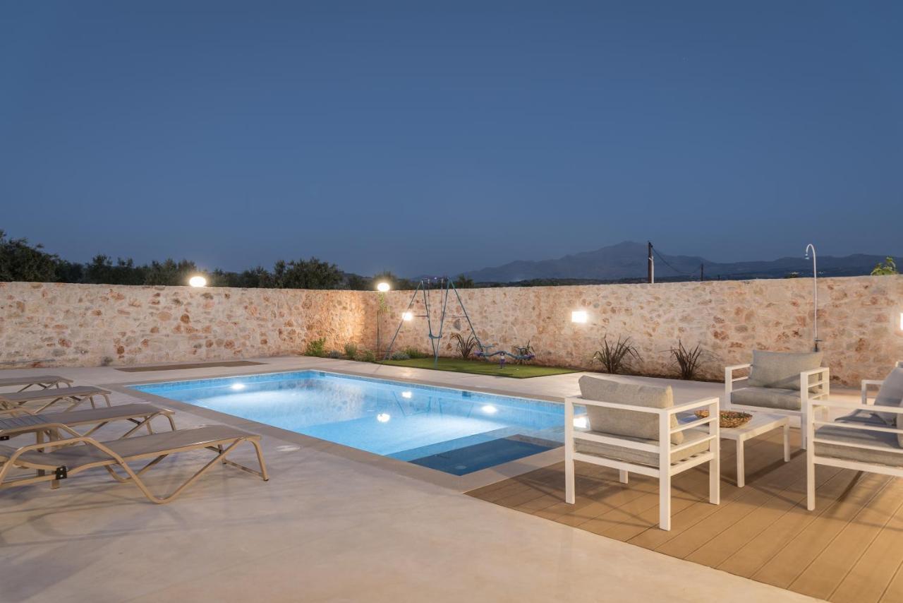 Evaero Villas I, Ii, Iii, IV - An Ever-So Inviting Escape, By Thinkvilla Sfáka المظهر الخارجي الصورة