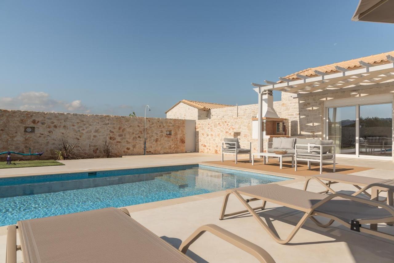 Evaero Villas I, Ii, Iii, IV - An Ever-So Inviting Escape, By Thinkvilla Sfáka المظهر الخارجي الصورة